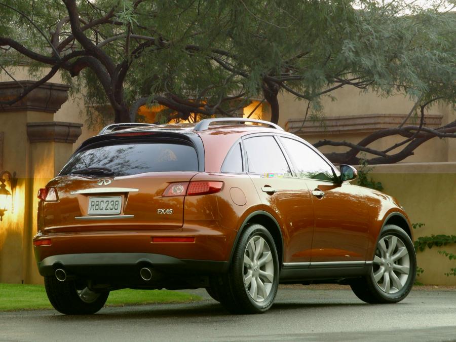  Infiniti FX45 2006 года  (фото 57 из 99)
